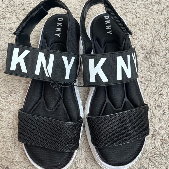 DKNY Chunky Sandals - Picture 1 of 6